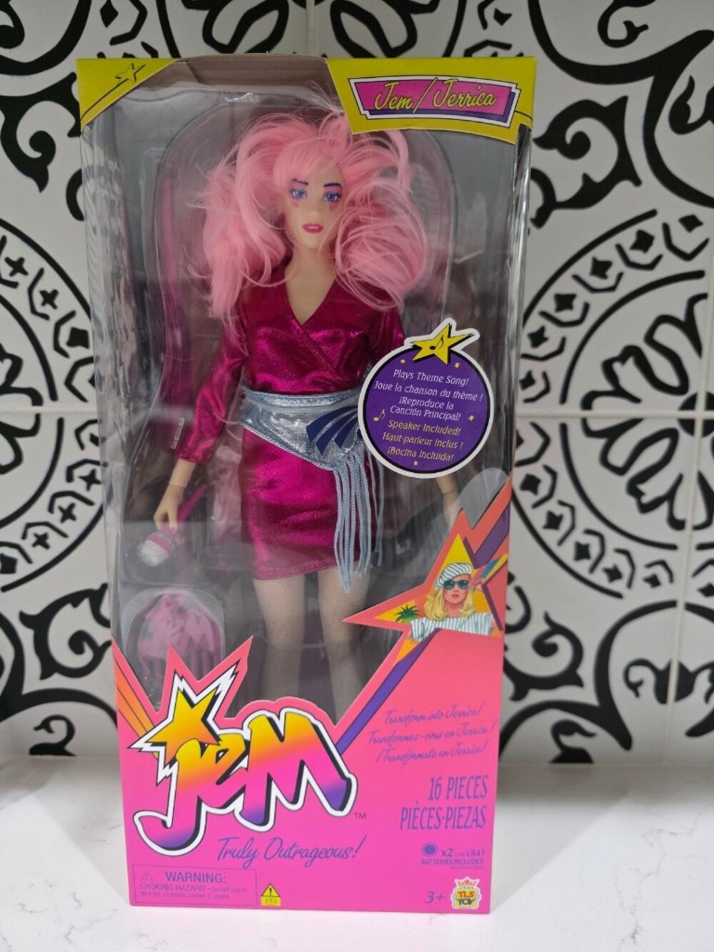 Jem & The Holograms Jem Jerrica 12" Doll 16 Pc TLS Toys Theme Song